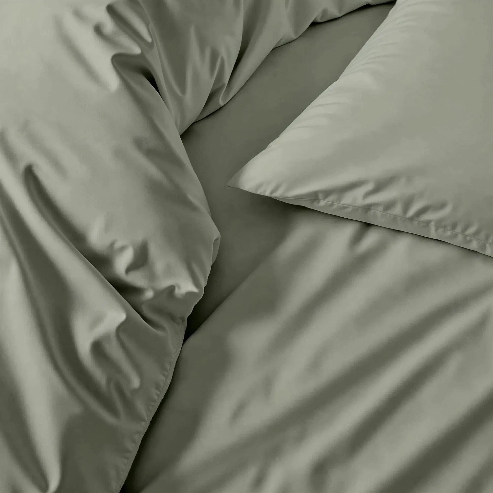 Luxe Australian Sateen Sheet Set Italic