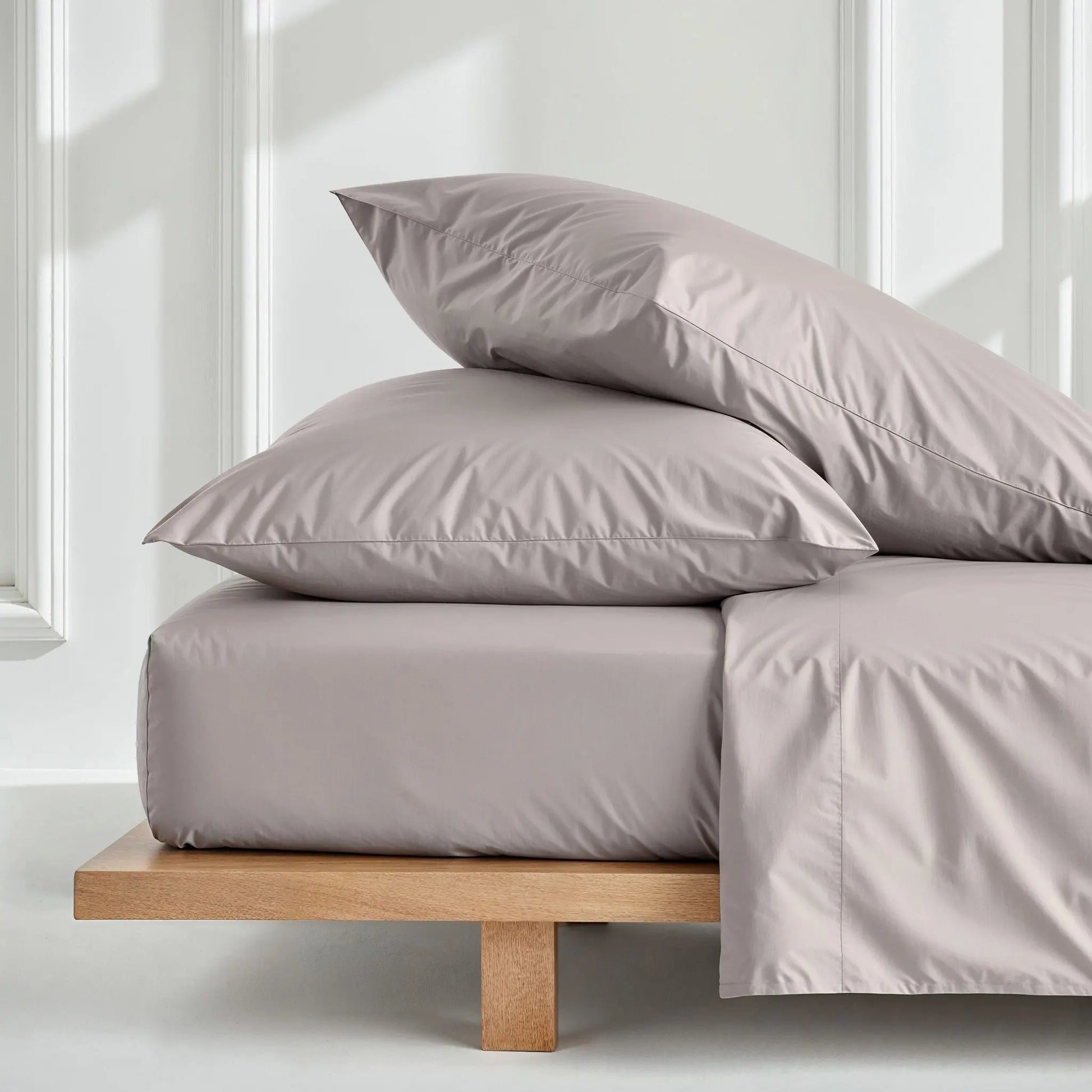 Luxe Australian Sateen Pillowcase Set Italic