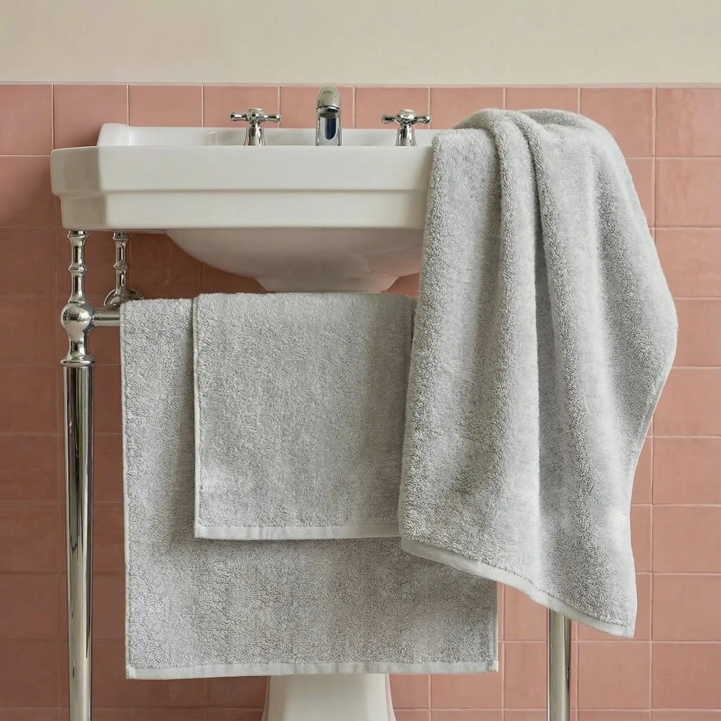 Ultraplush Australian Cotton Towels Italic