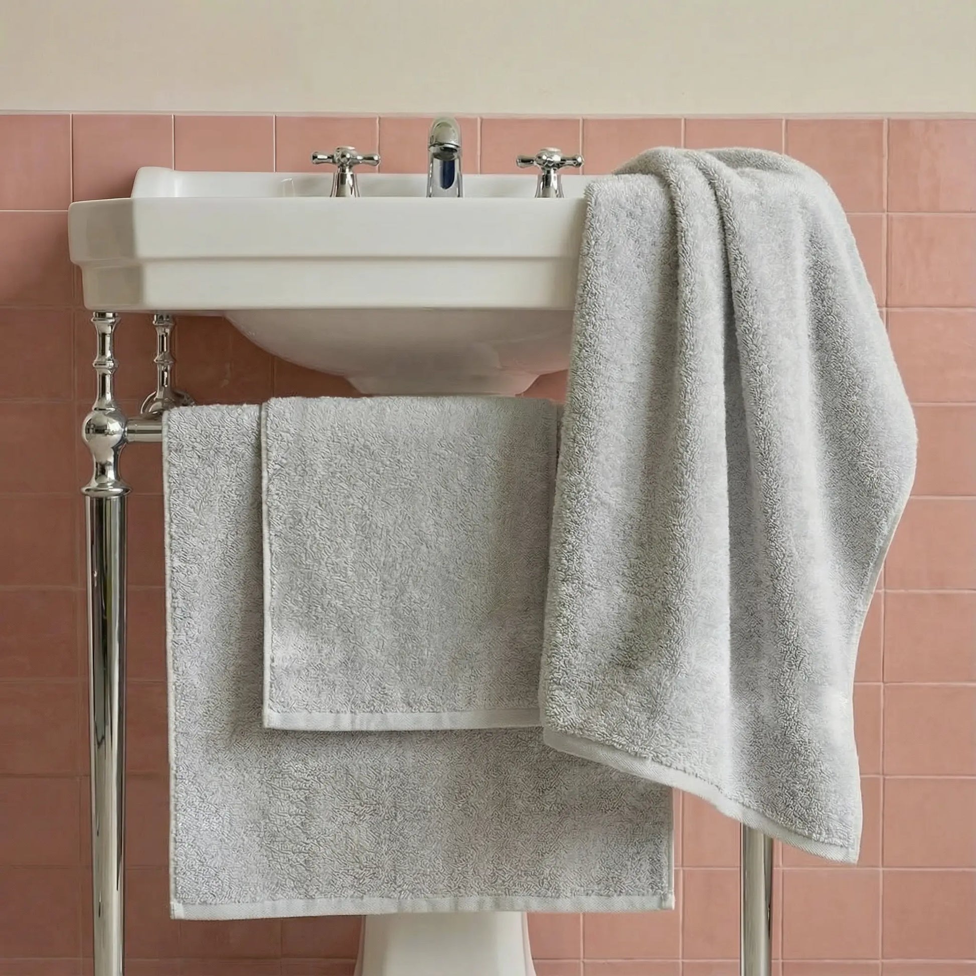 Ultraplush Australian Cotton Towels Italic