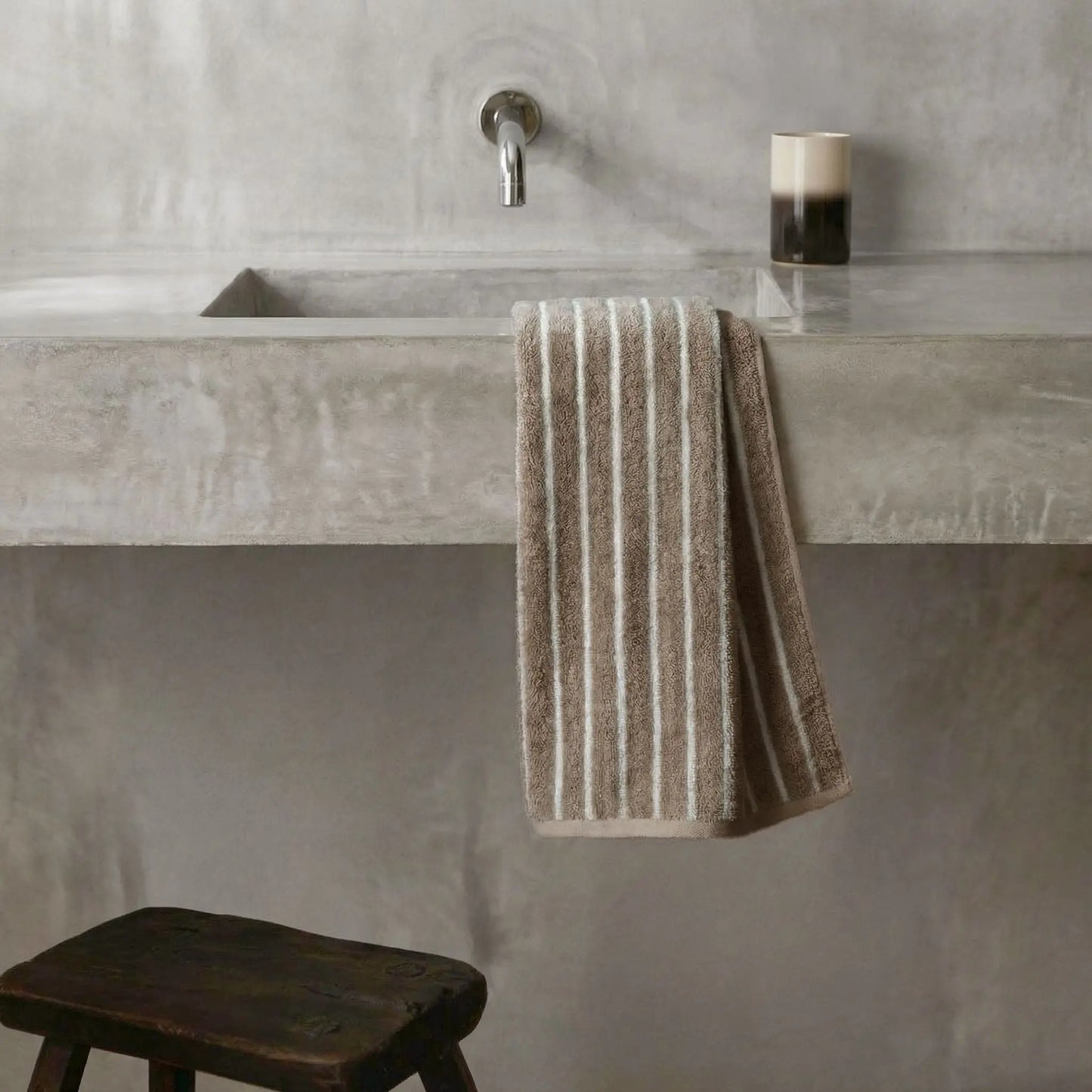 Ultraplush Australian Cotton Towels Italic