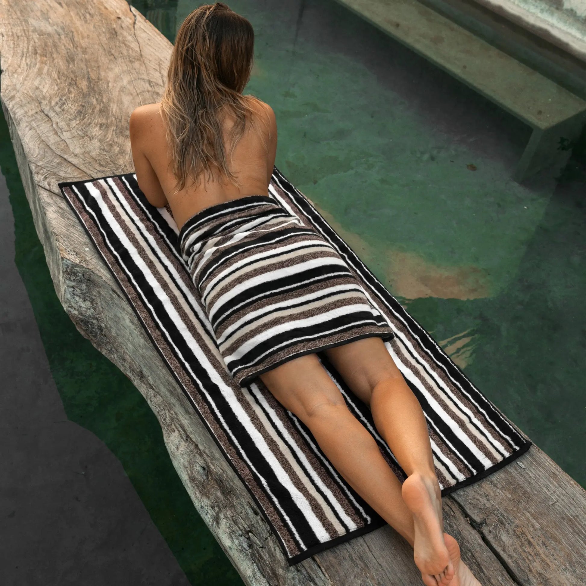 Ultraplush Australian Cotton Towels Italic