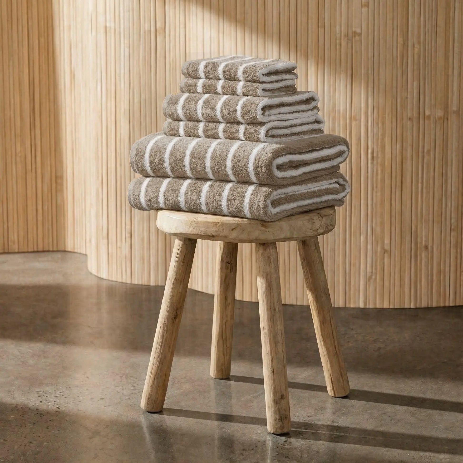 Ultraplush Australian Cotton Towels Italic