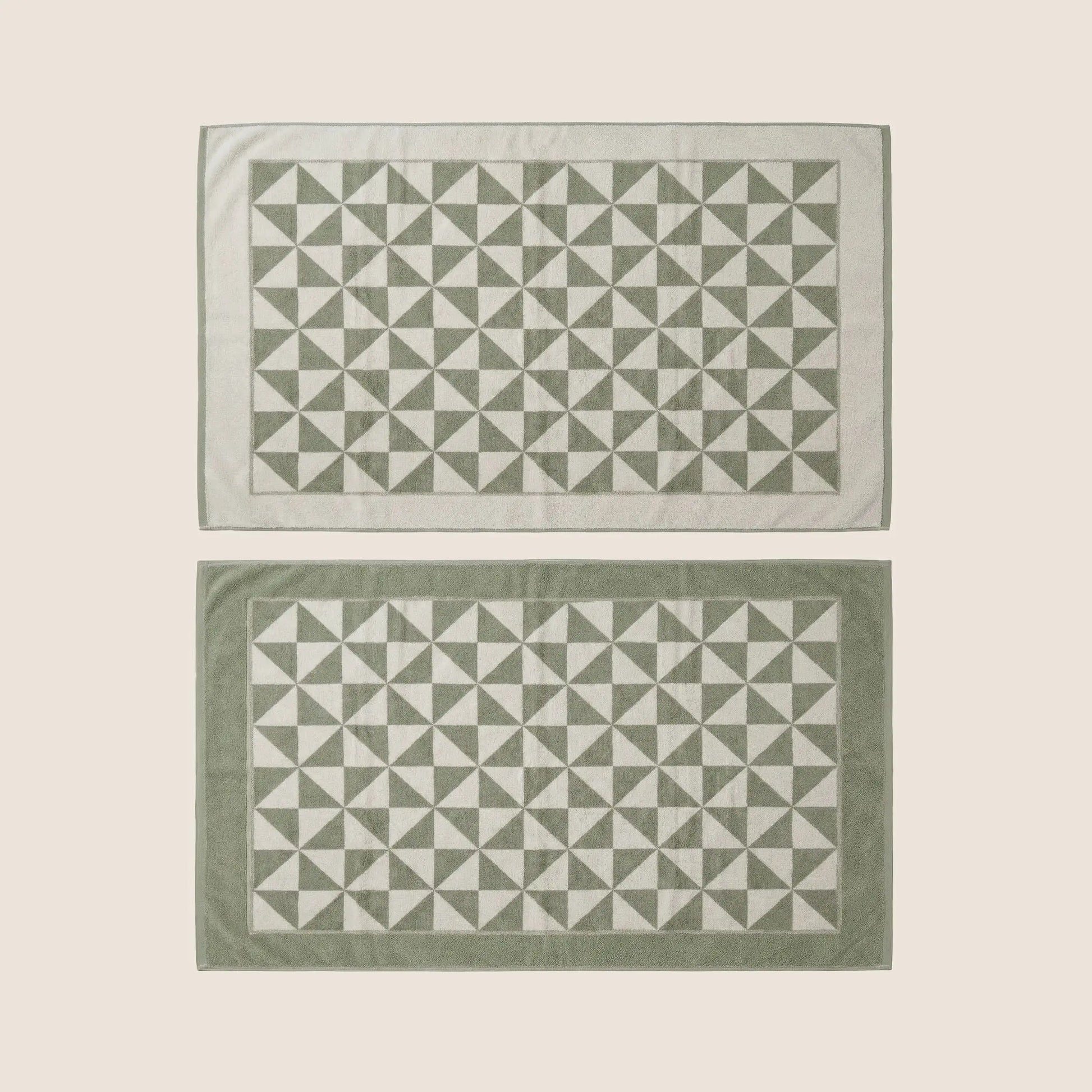 Umbra Towels Italic