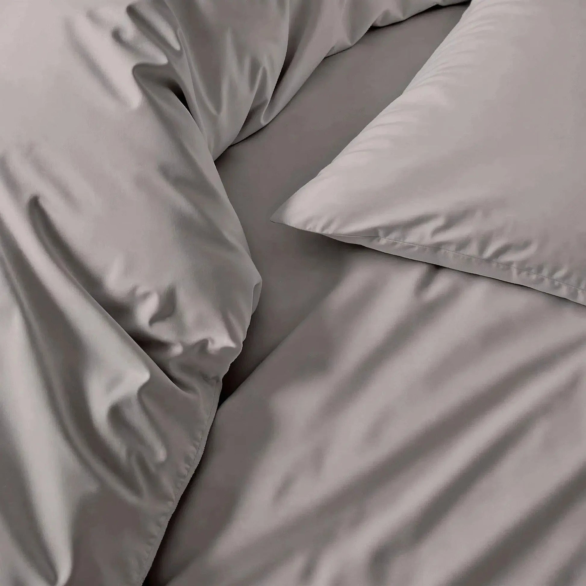 Luxe Australian Sateen Pillowcase Set Italic
