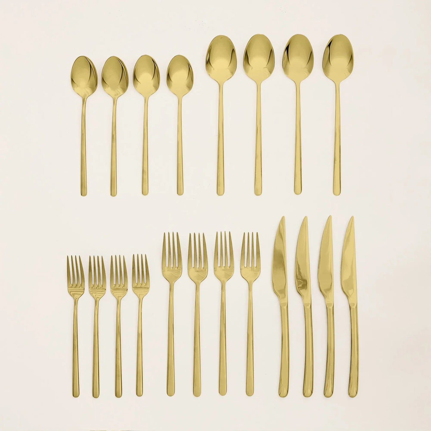 Emilia Mirror 20-Piece Flatware Set Italic