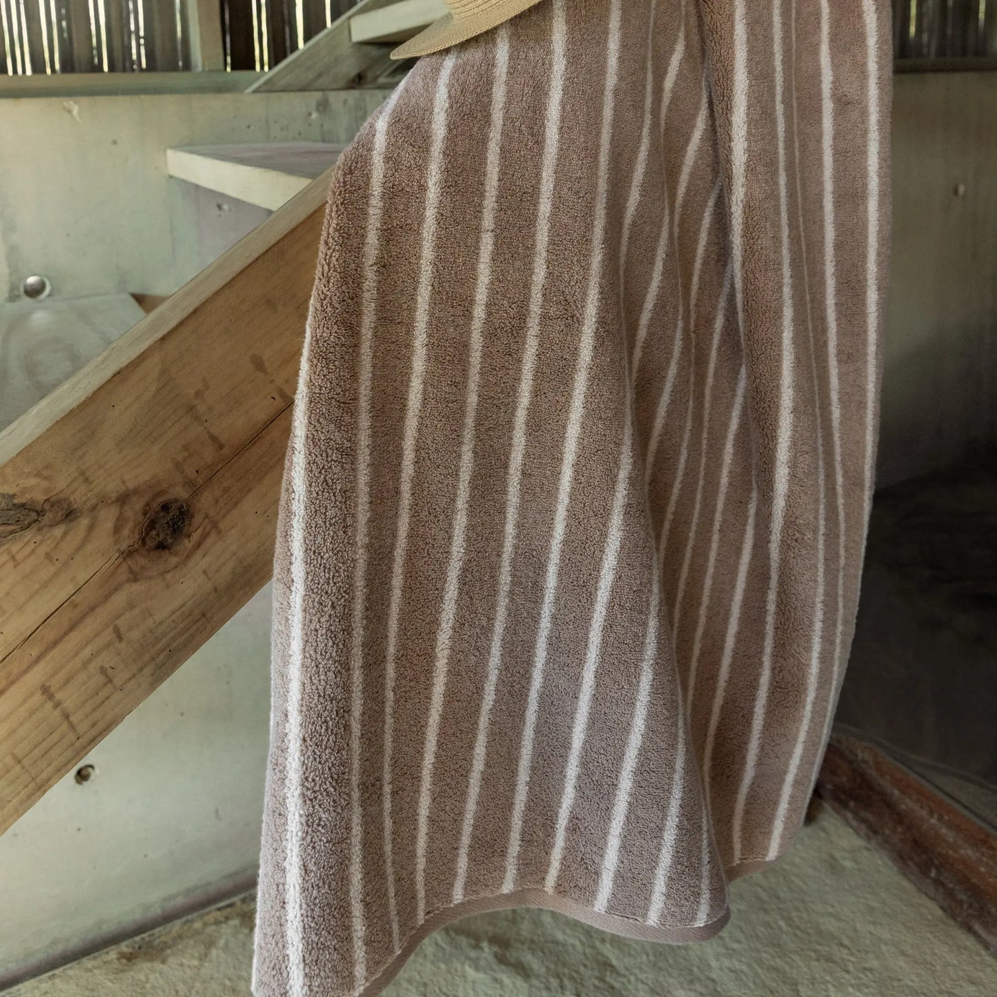 Ultraplush Australian Cotton Towels Italic